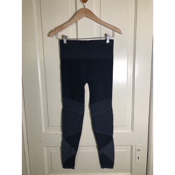 Spanx Look At Me Now Seamless Moto Leggings Indigo Sky Size Small - Picture 1 of 3